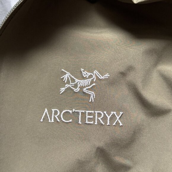 【Brand New】ARC'TERYX Beta Jacket Men's -Size M- Tatsu - 2022 Model - Picture 5 of 9